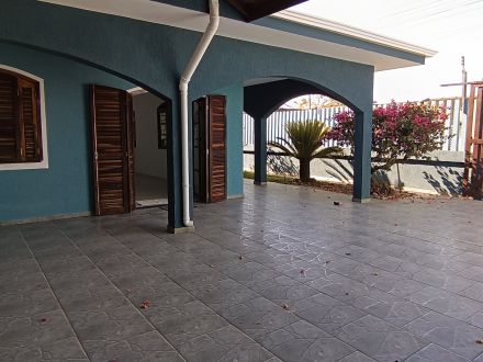 Ref: R-208 Residência com 256 m² -  para venda no balneário Monções em Pontal do Paraná - Pr